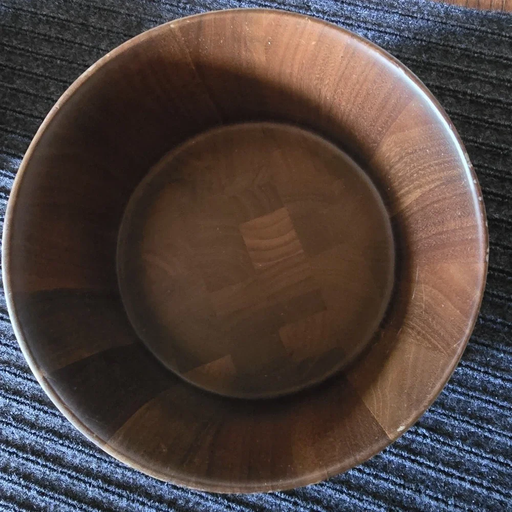 Vintage Walnut Bowl‎ 7 in Wood Ware Diversified Industries